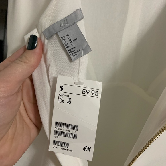 Knee length white H&M fitted full zipper dress - Picture 4 of 4